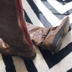 Boots with Red Zipper Detail